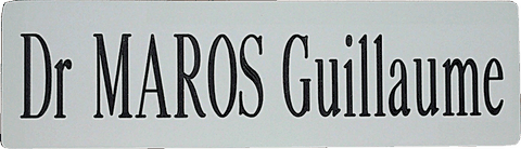 Réf : 18984 Gravoply ultra en mat - 110x32mm - 1 ligne - Dr NOM Prénom